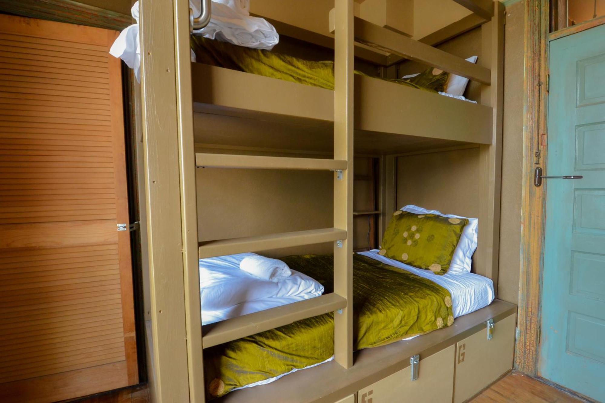 Michie Hostel Providence Eksteriør billede